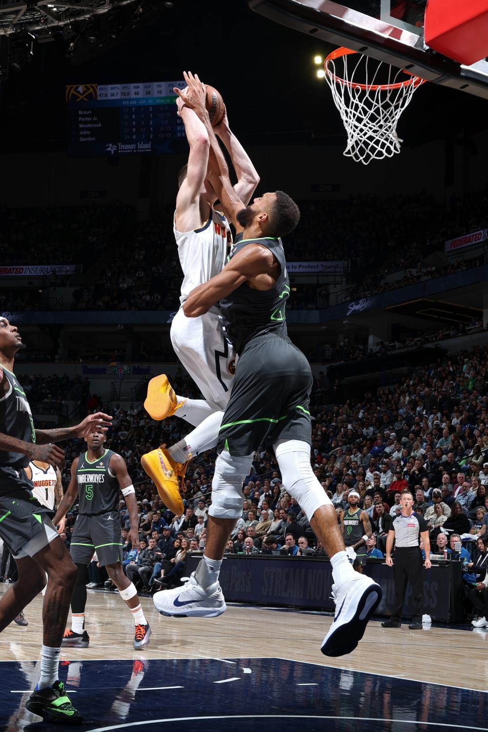 比苏马面临 比苏马面临